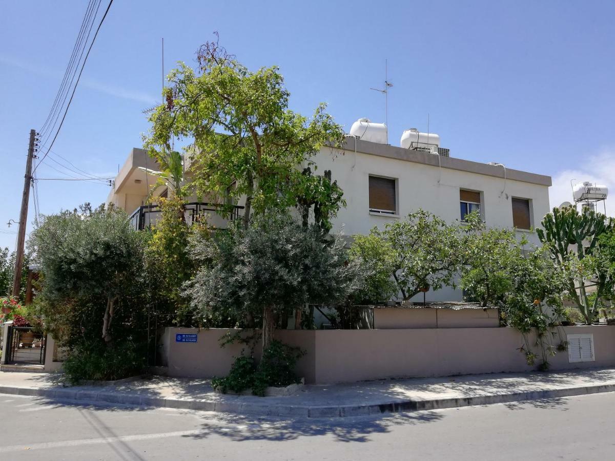Family Nest In The Heart Of Limassol Villa Eksteriør bilde