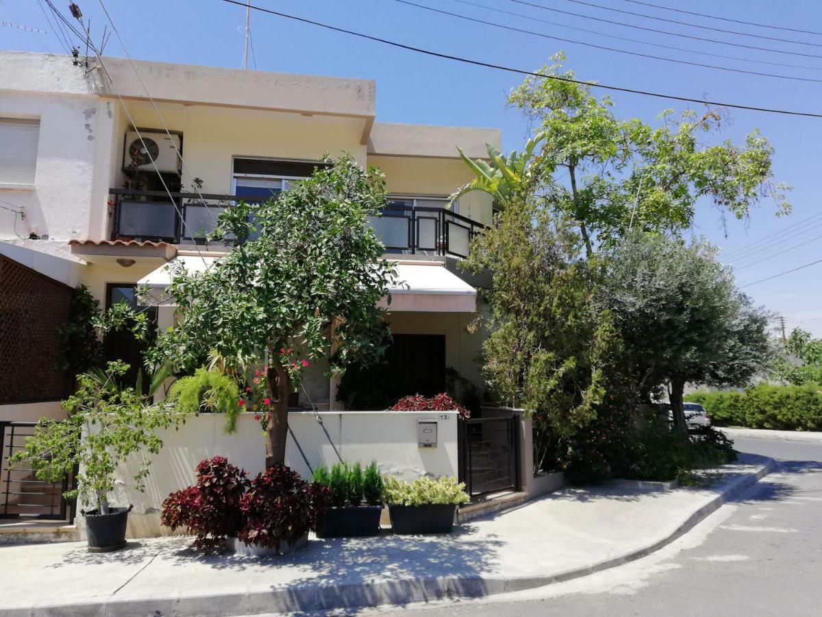 Family Nest In The Heart Of Limassol Villa Eksteriør bilde